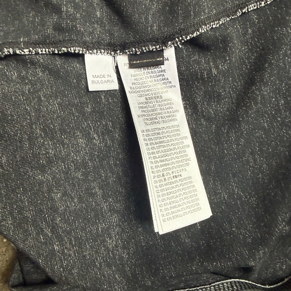 Diesel faded and Contrast Color w/ Diesel Patch sleeveless t shirt - Picture 9 of 9